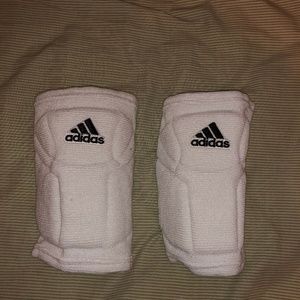 Adidas Women's Volleyball Kneepads (1 pair)